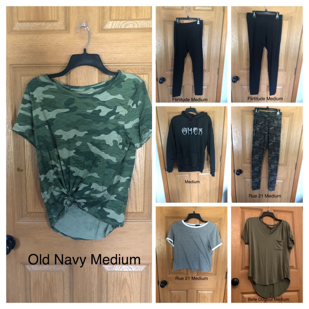 7 items Juniors Size Medium
